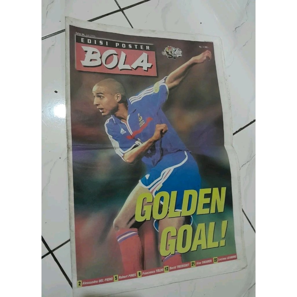 tabloid BOLA edisi poster no 4 juli 2000 ~ edisi piala eropa 2000