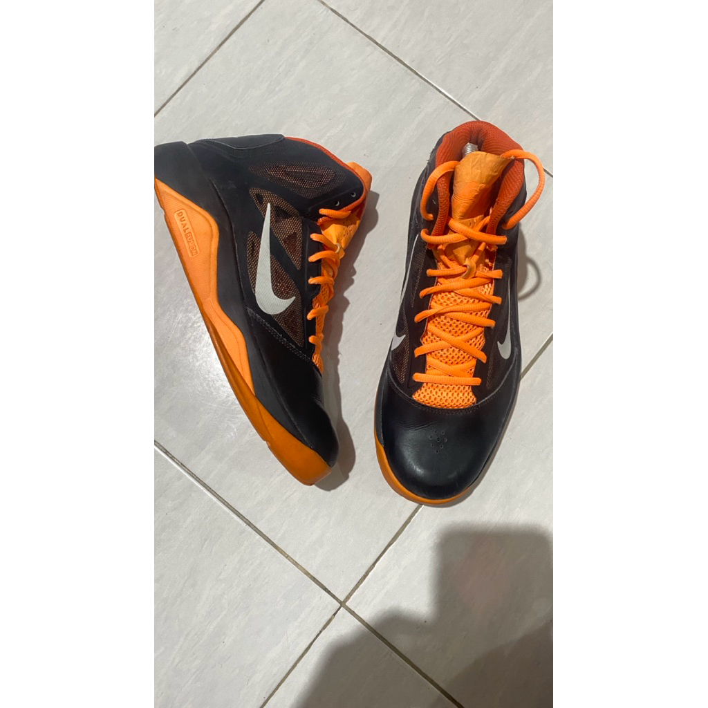 sepatu basket nike hyperdunk