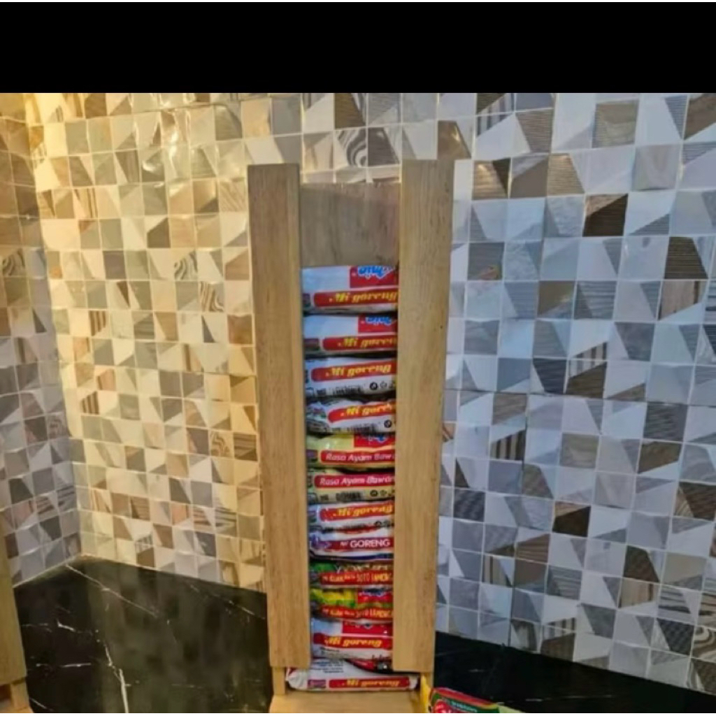 rak mie instan / tempat mie instan