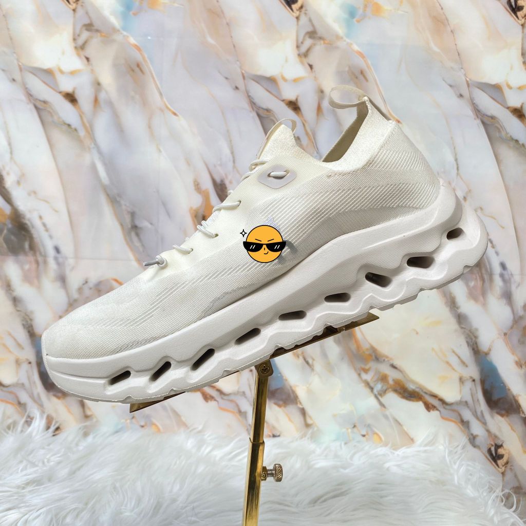 SON4 Sepatu Itali Sport Beige