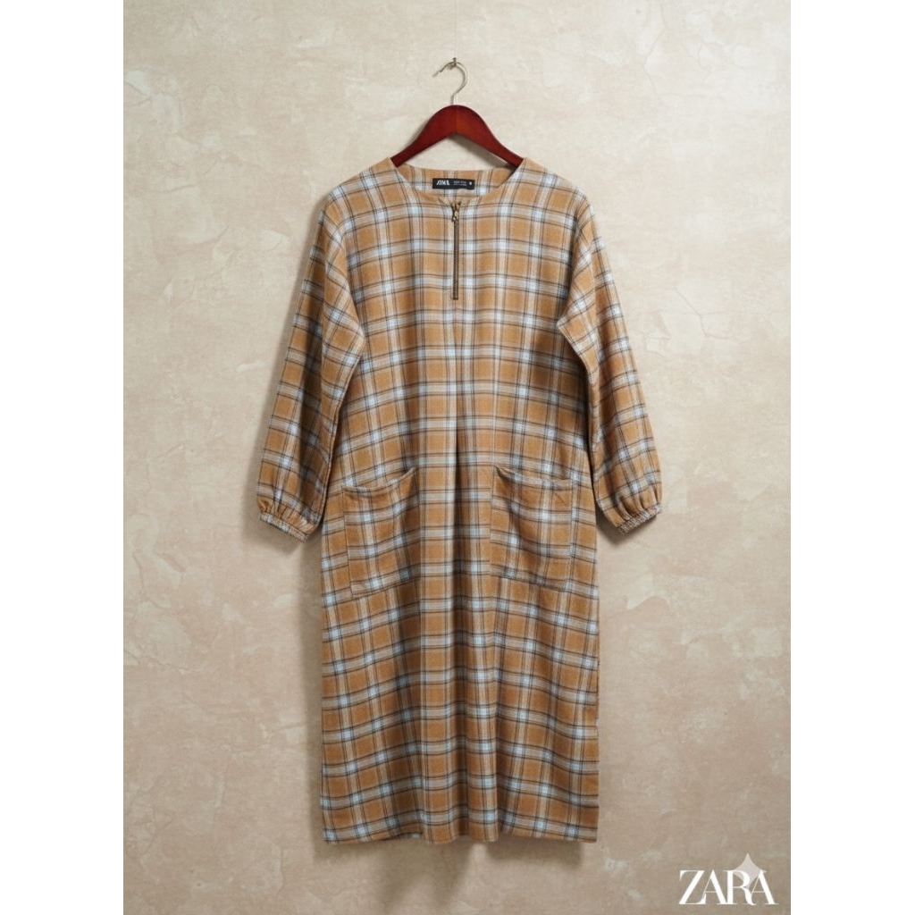 TUNIK FLANEL OVERSIZE MOTIF SQUARE BRAND ZARA