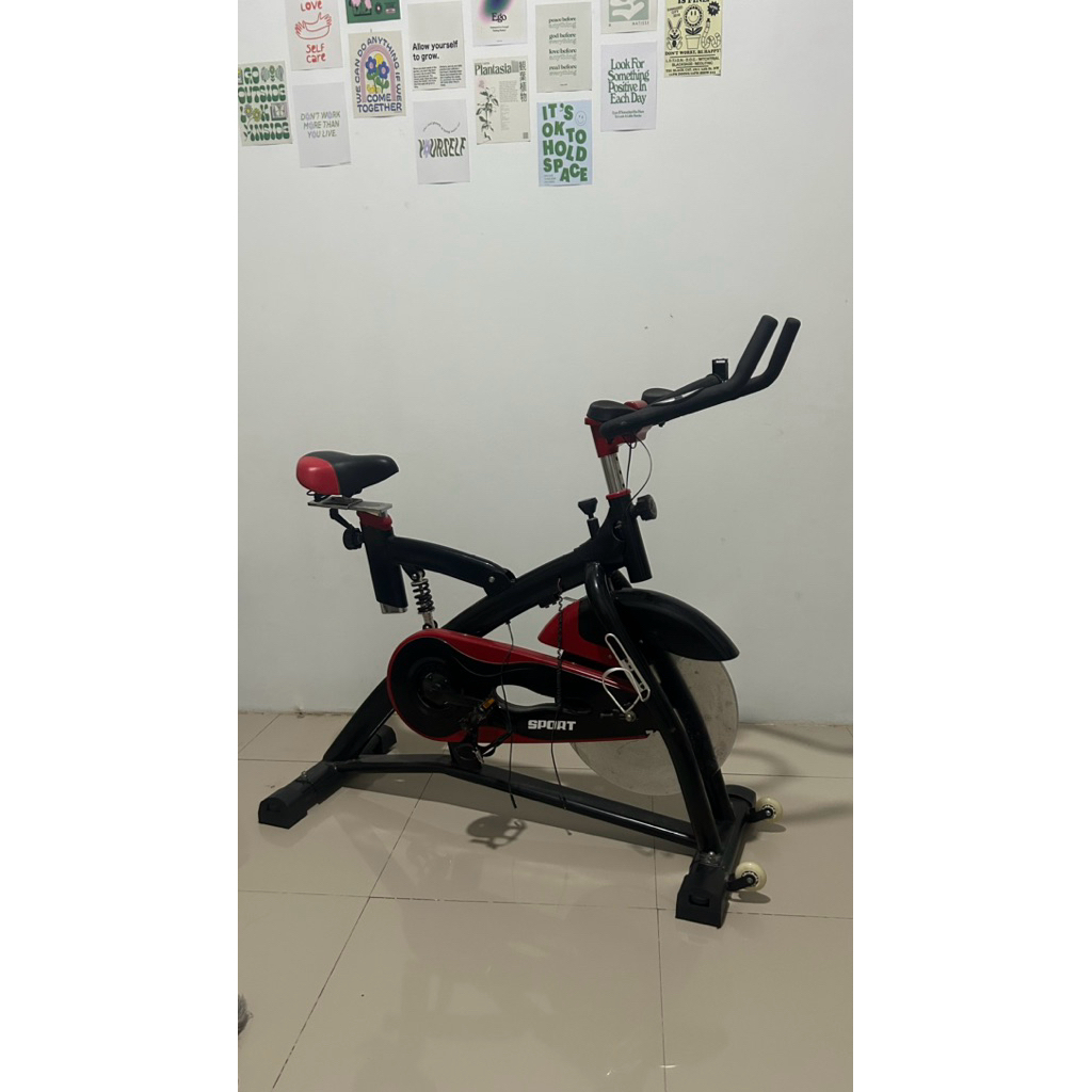 SPINNING BIKE