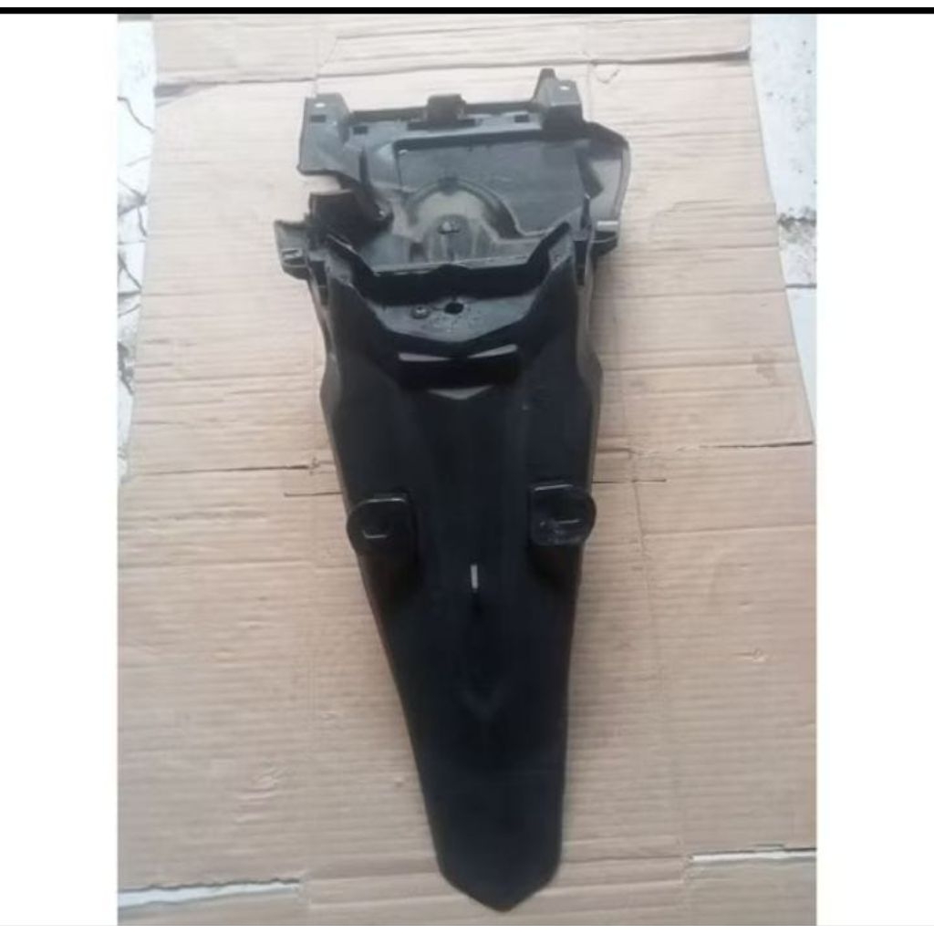 spakbor belakang beat fi 2013-2015 carbon kevlar