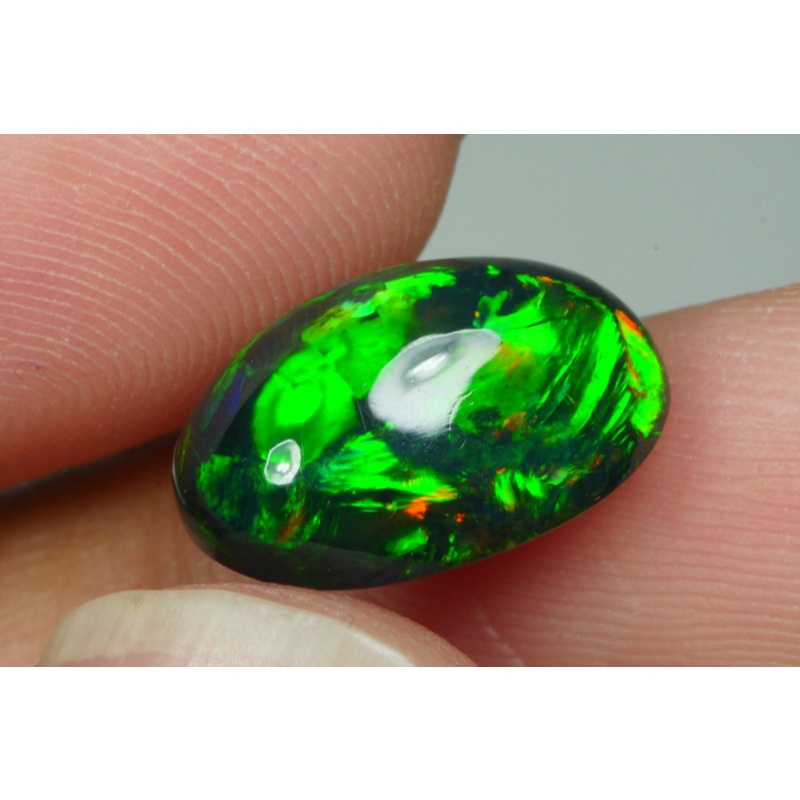 3.300 CRT GORGOEUS SMOKED ROLLING FLASH FLORAL PLAY COLOR FIRE WELO OPAL
