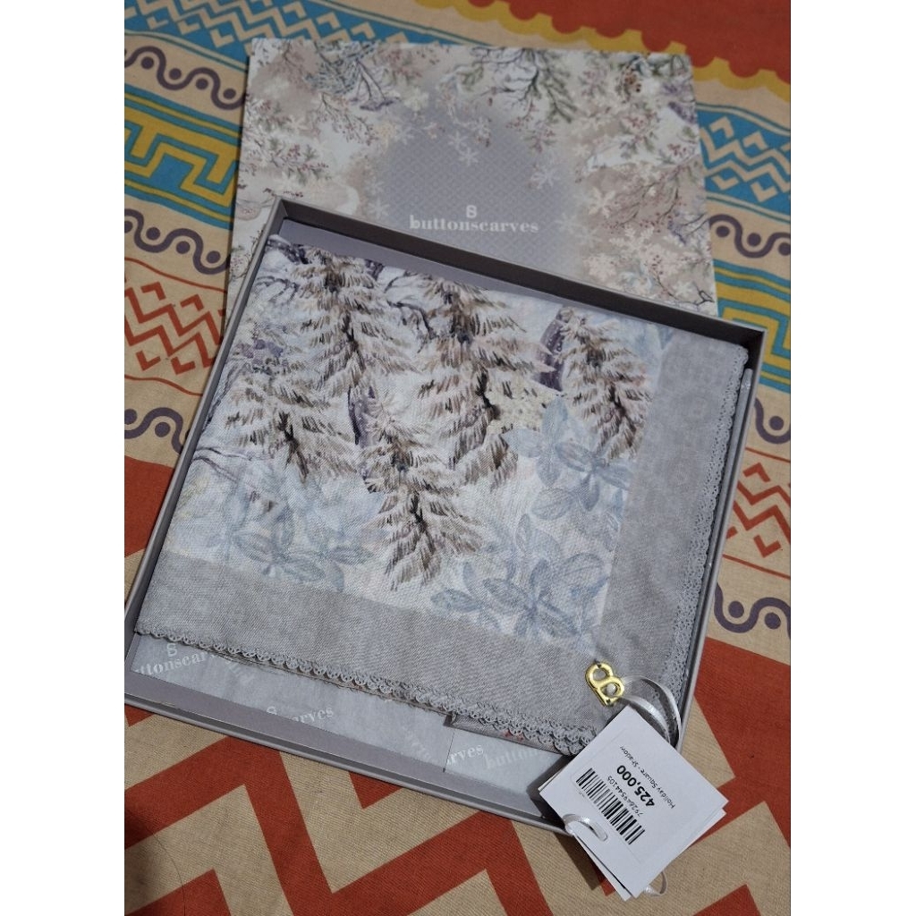 Holiday Series Buttonscarves New