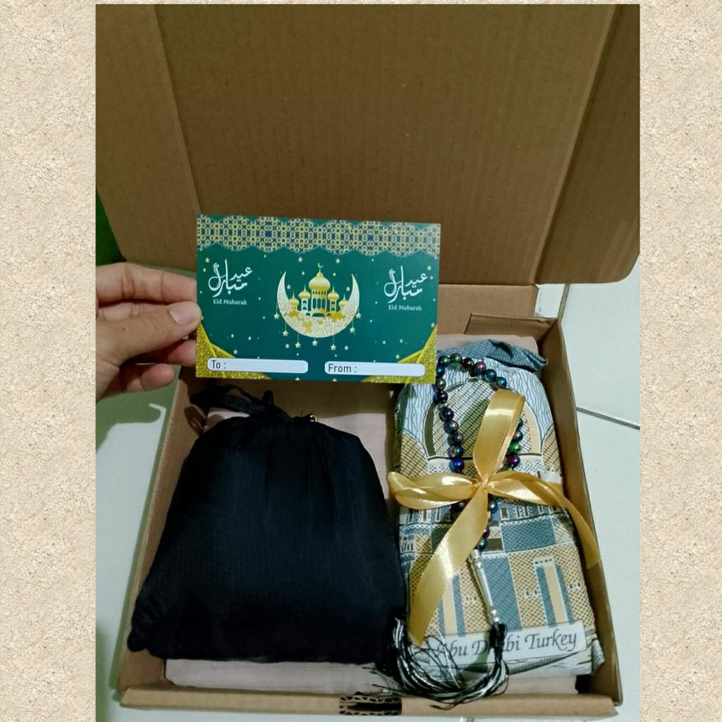 hampers lebaran mukena travel/parcel lebaran