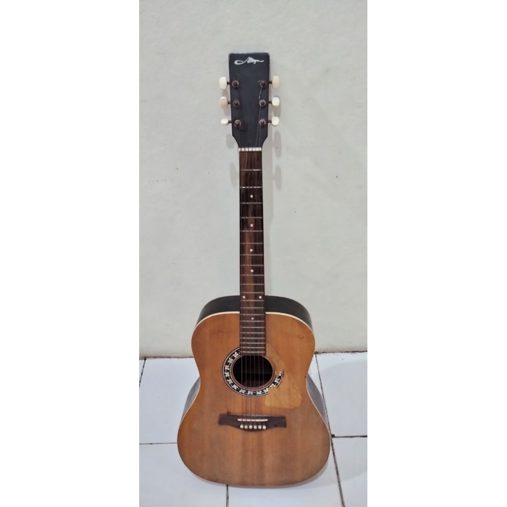 Gitar bekas allegro akustik