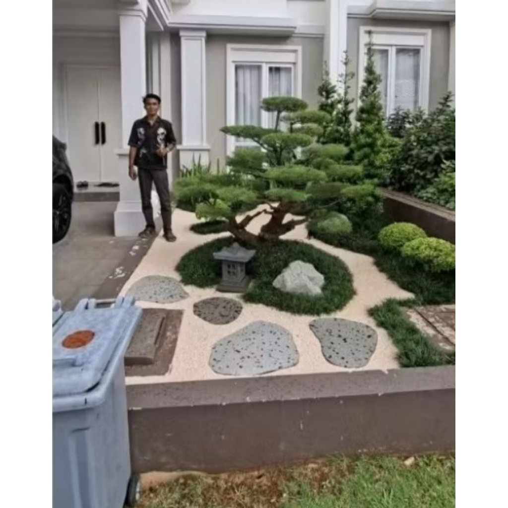 taman Jepang minimalis depan rumah
