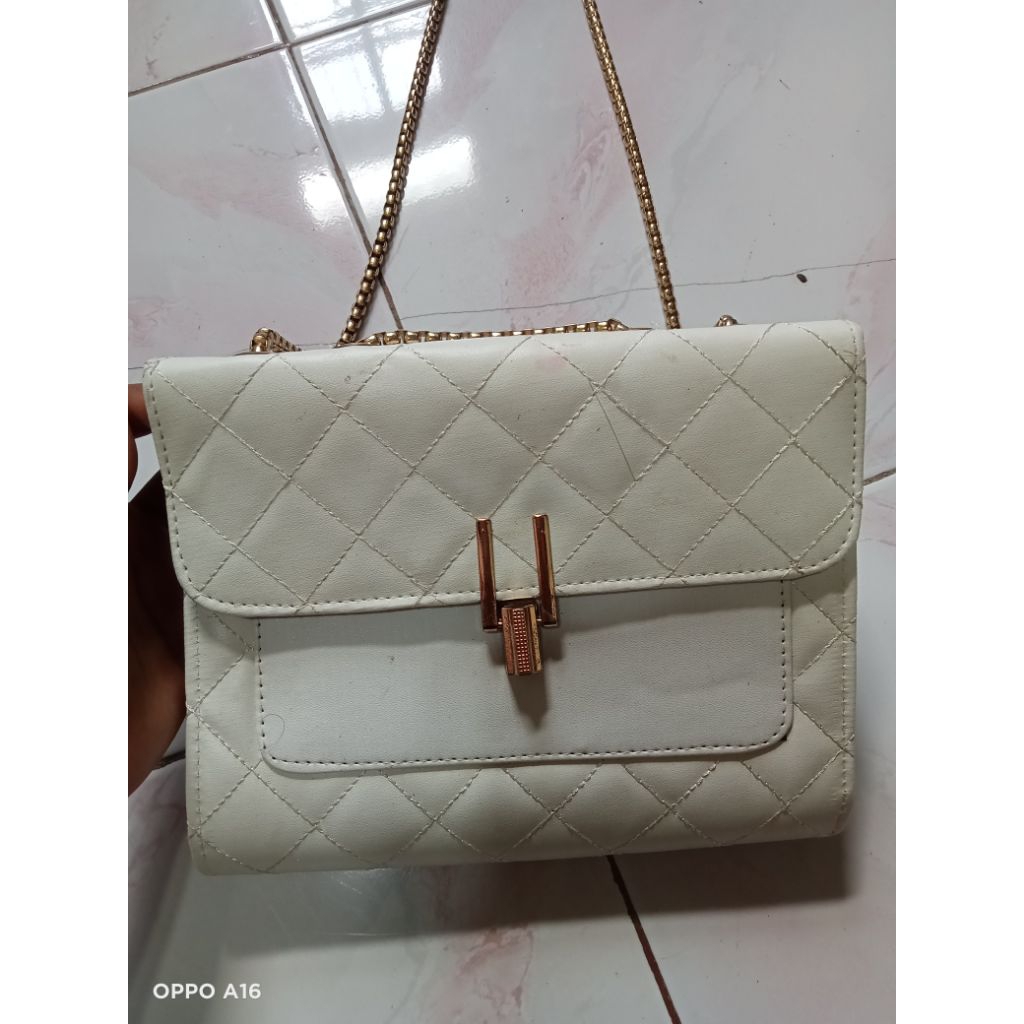 (Preloved) tas selempang sling bag wanita cantik style qulited bordir jahit tali rantai full warna k