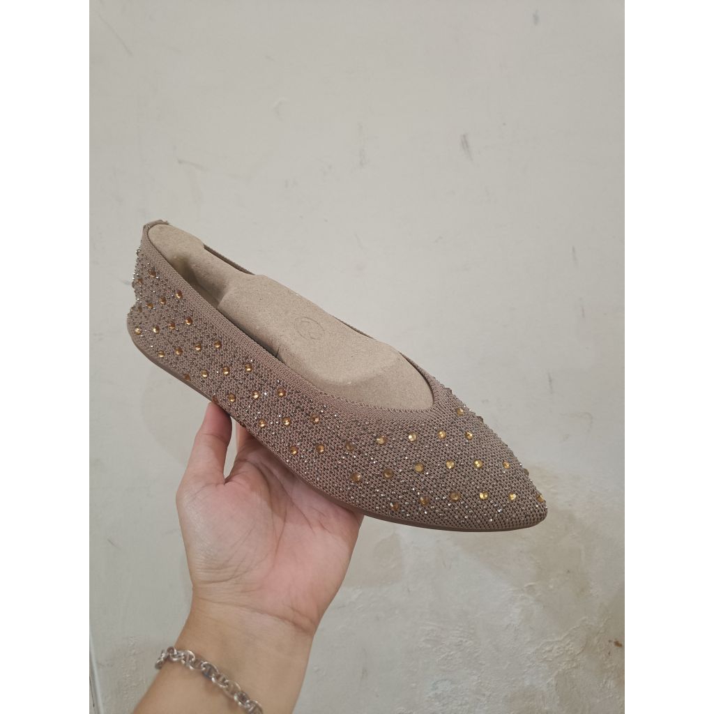 SKECHERS CLEO POINT FLATSHOES