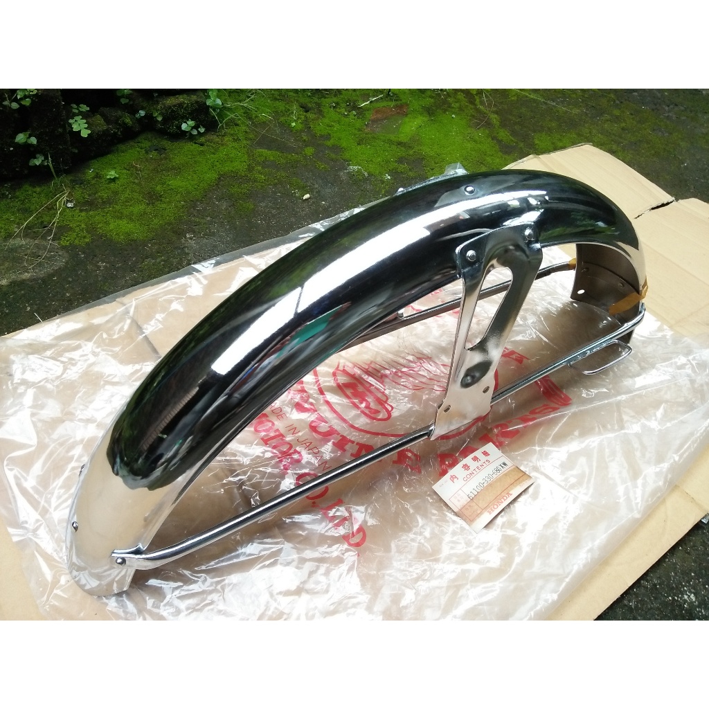 Spakbor Slebor Depan Honda CB100 CB125 Original Baru Stock Lama Made in Japan NOS Mulus Tanpa Karat 