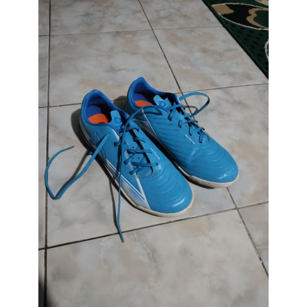 Sepatu Futsal Ourtuseight Original