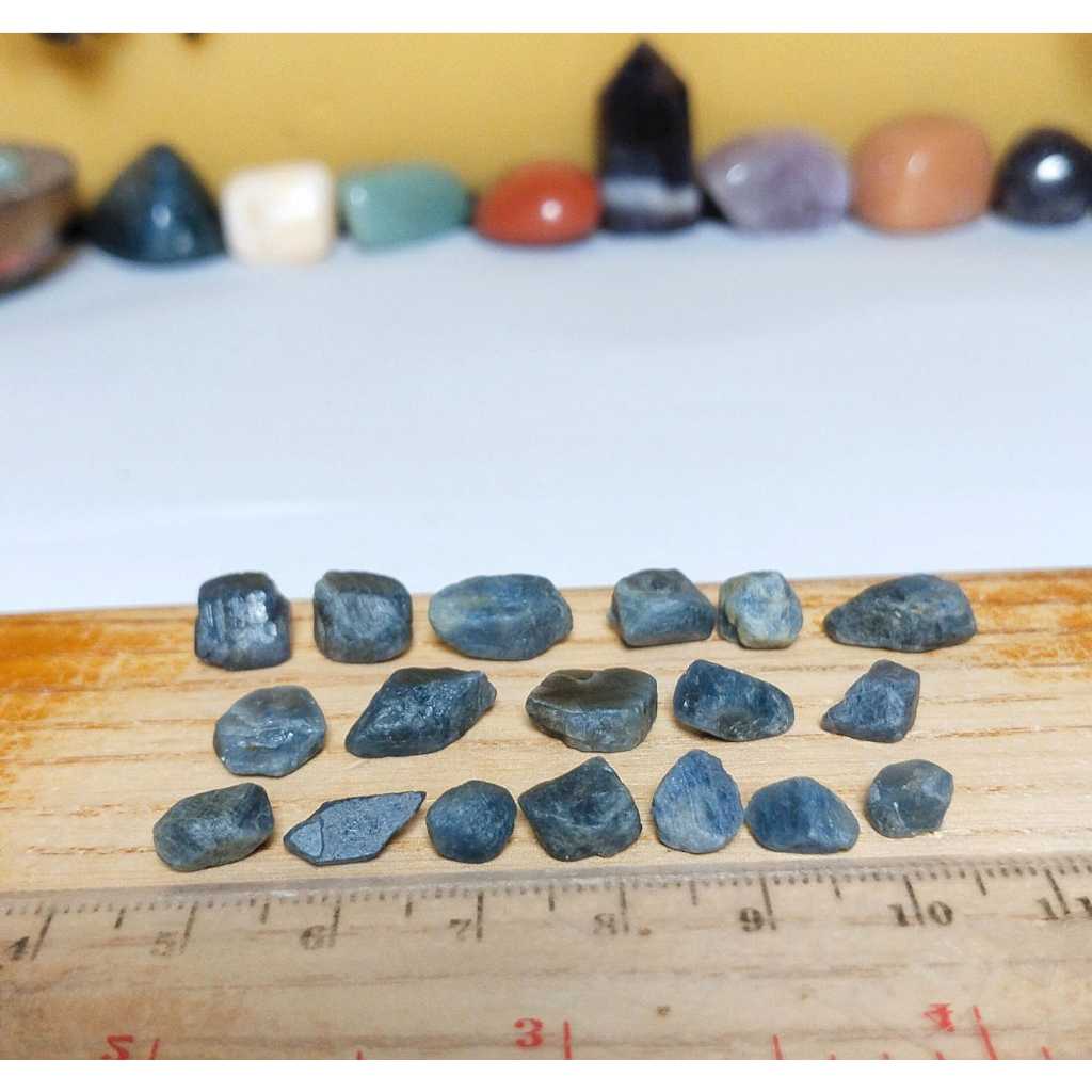 Natural Blue Sapphire rough (6)