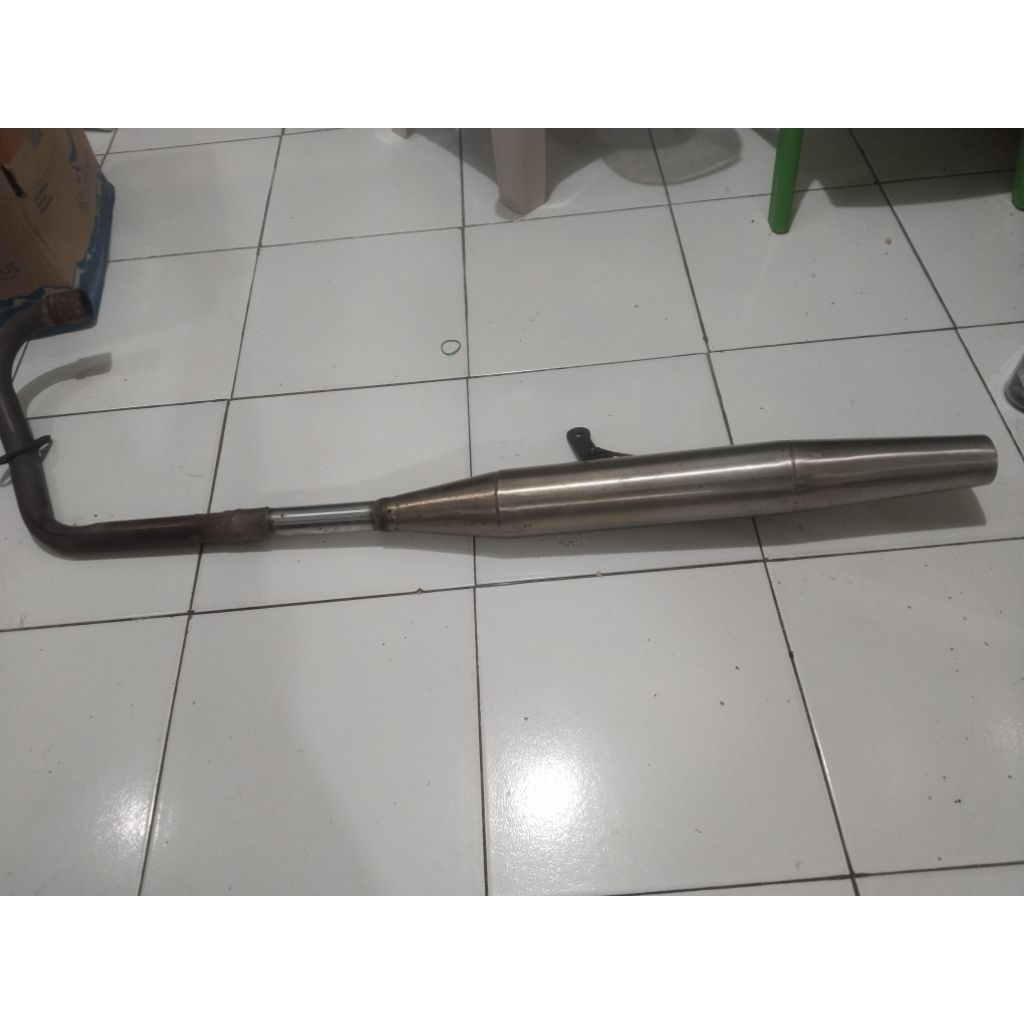 Knalpot Kawasaki W 175 Custom