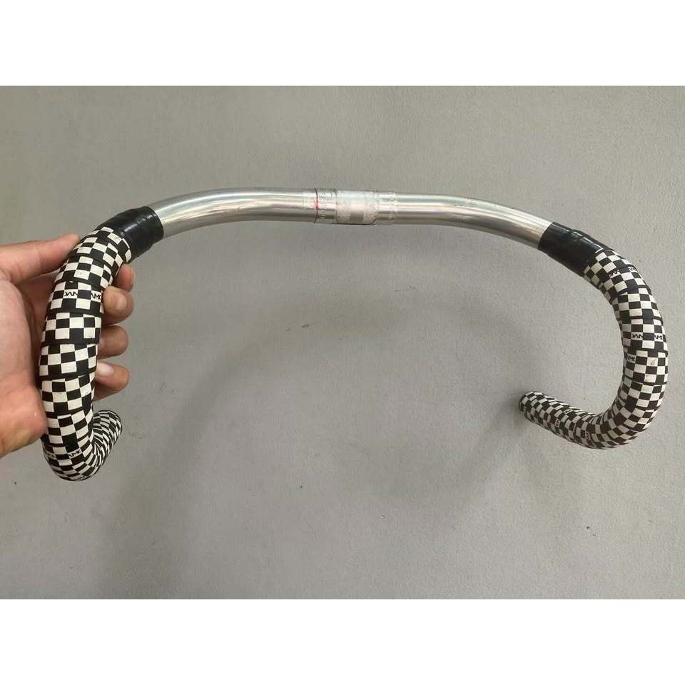 Trackbar Nitto B125 Duralium NJS, panjang 380 mm, clamp 25,4 bartape God and Famous