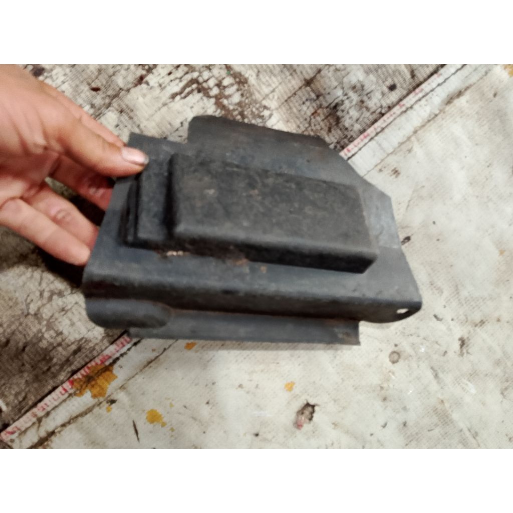 tutup bok aki Honda Revo lama original copotan