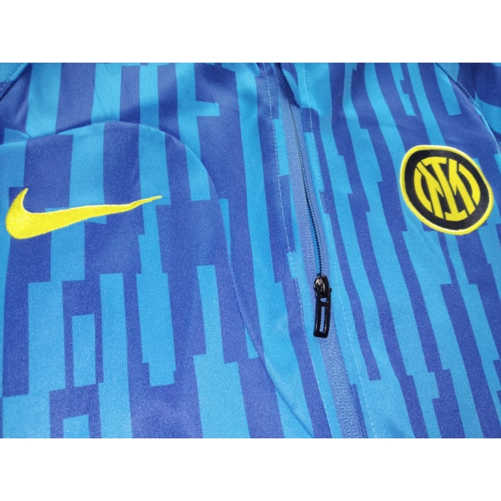 Bekas Jaket GO Inter Milan Size XL