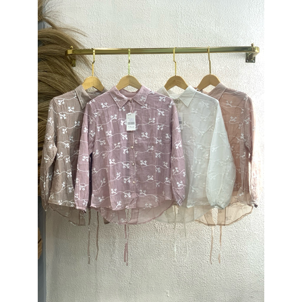 blouse bordir bunga kecil