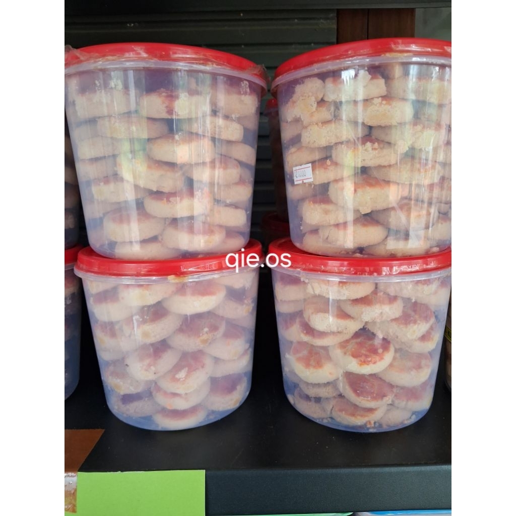 kue kacang kucang khas jember original manis roti kacang