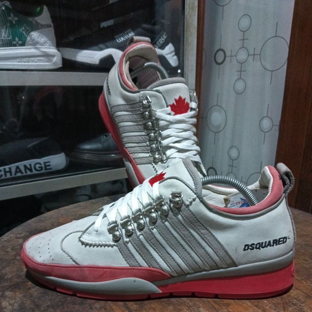 sepatu dsquared size 43