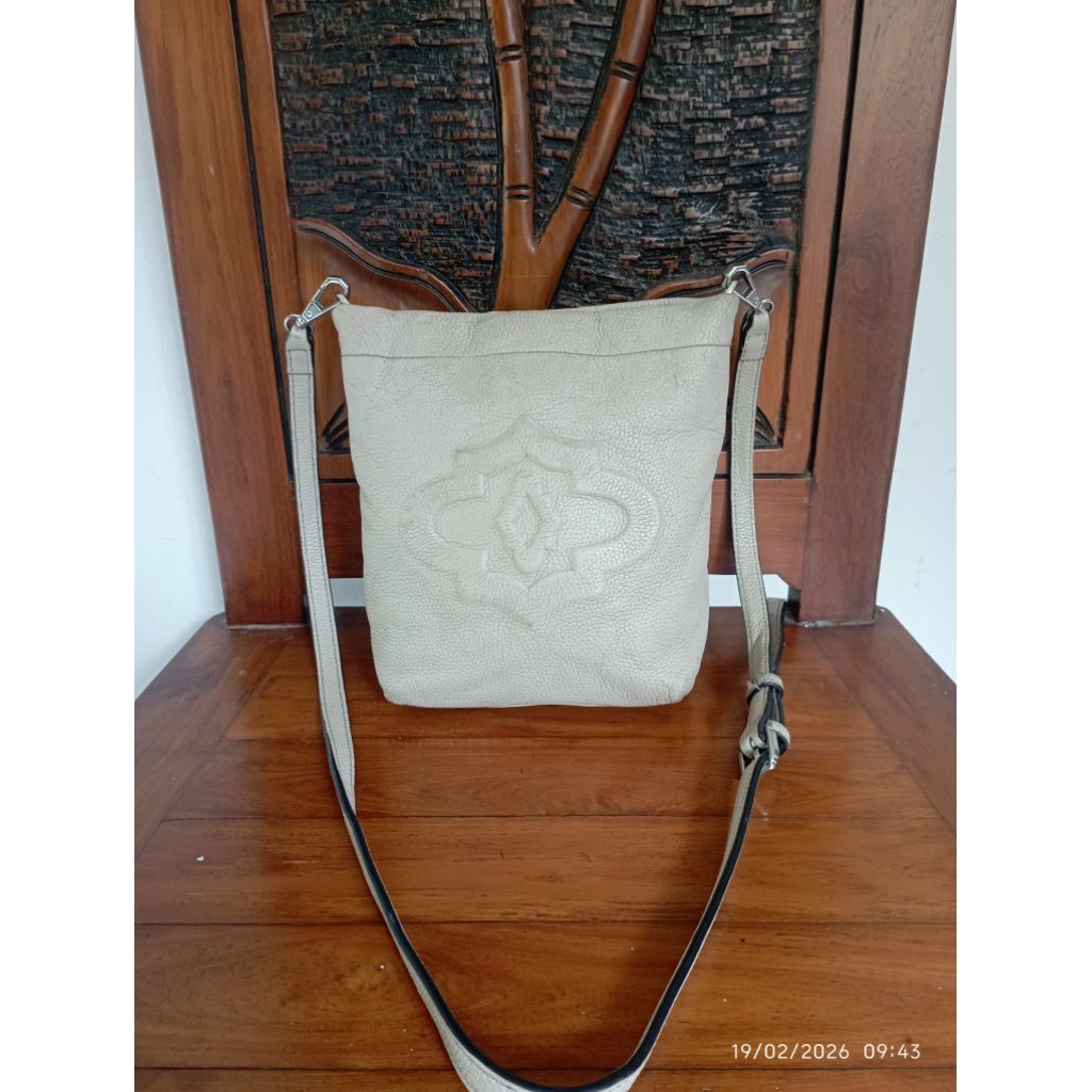 Oryany Sling mini bucket bag kulit asli
