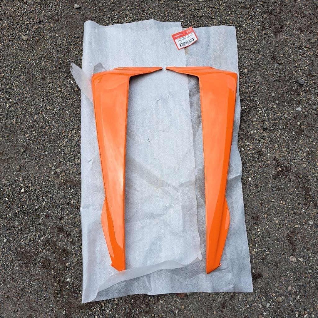 Cover sayap luar legshield luar orange honda revo 100 revo old revo lama revo lnacip kanan kiri Orig