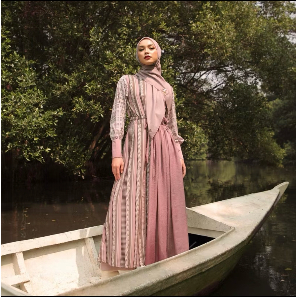 dress zaskia sungkar Size M