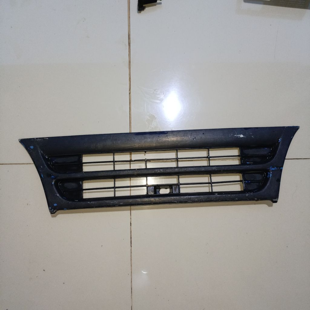 GRILL BUMPER DEPAN ISUZU ELF 1993