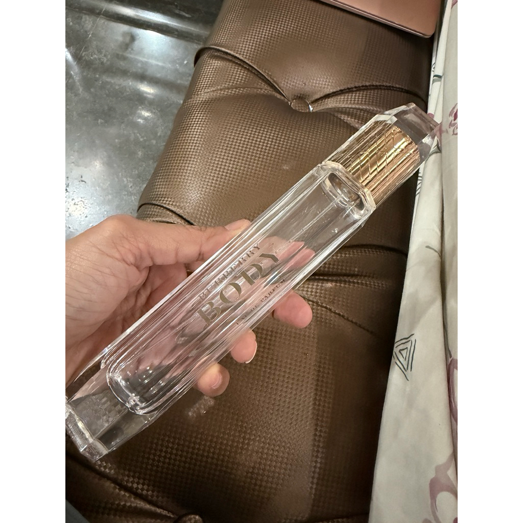 preloved botol parfum ori burberry body tanpa dus