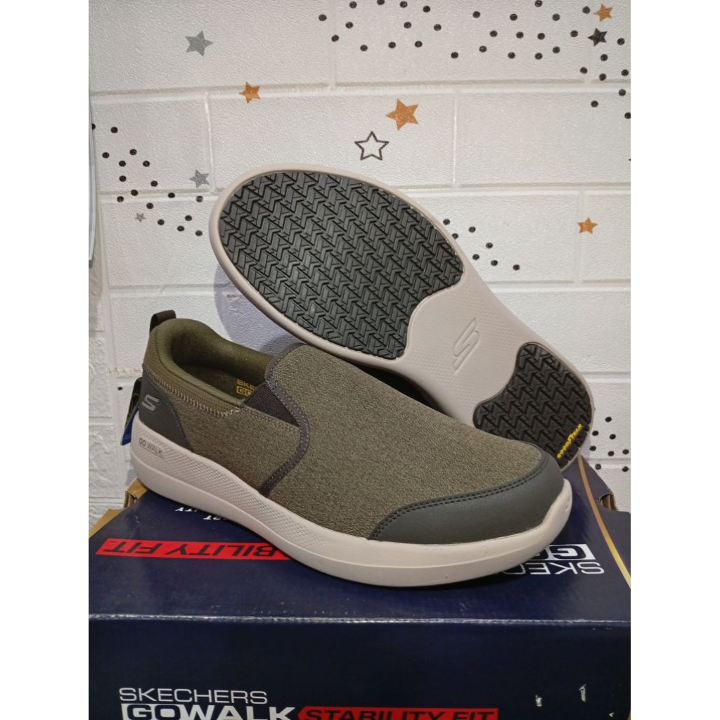 Sepatu Skechers Go Walk Stability - Stance