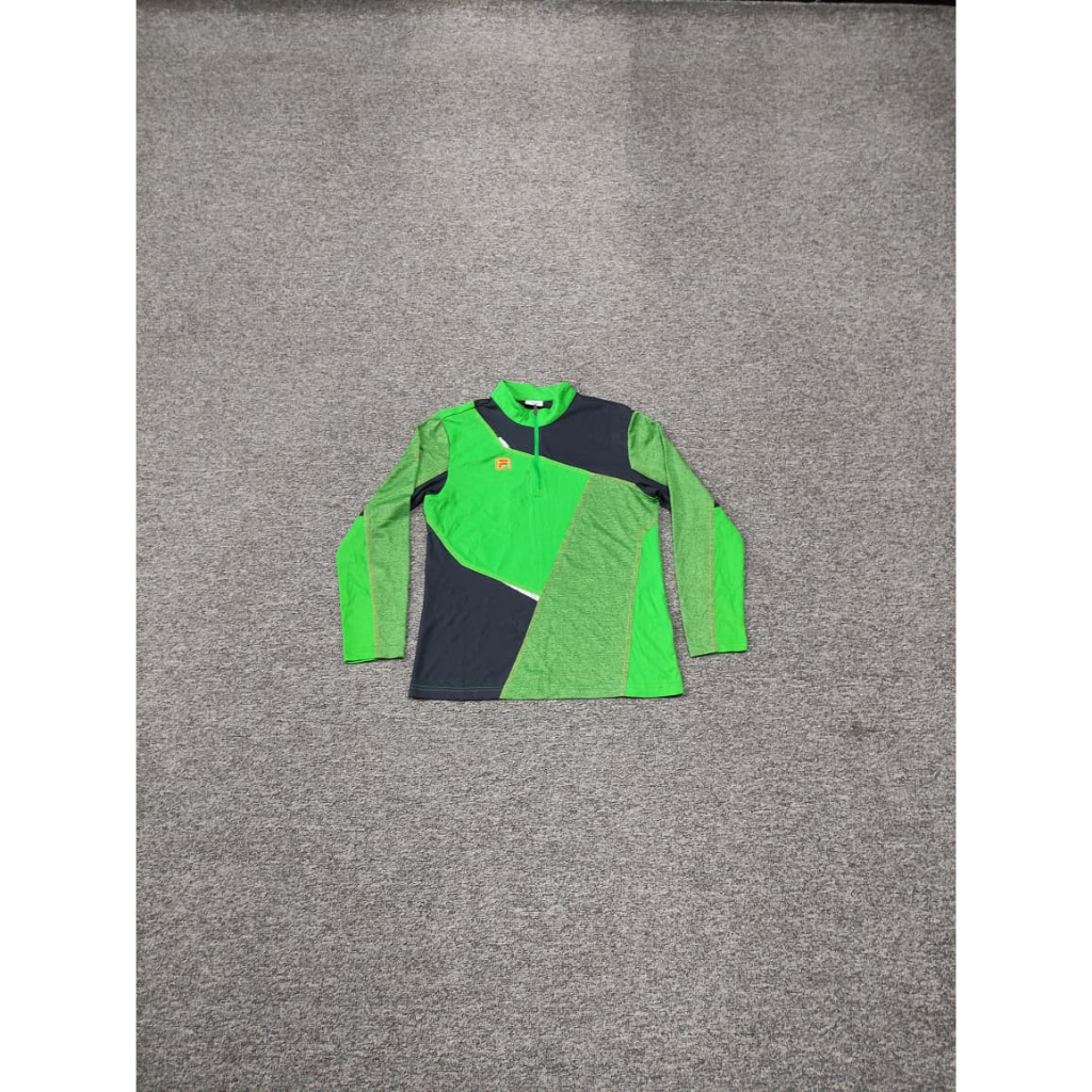SIZE M Baselayer Kaos Outdoor Gunung Lari Sepeda Olahraga FILA PRIA