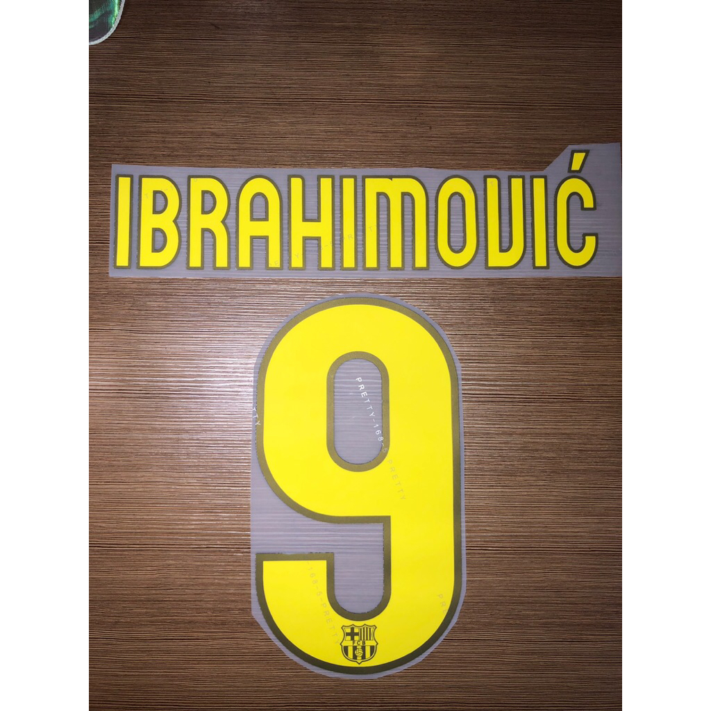 NAMESET IBRAHIMOVIC BARCELONA HOME 2009-2010