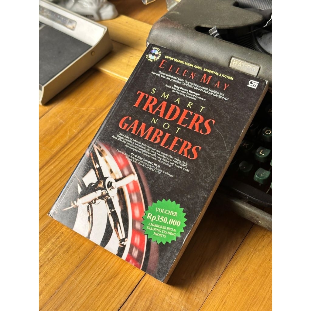 Buku Smart Traders Not Gambles - Ellen May