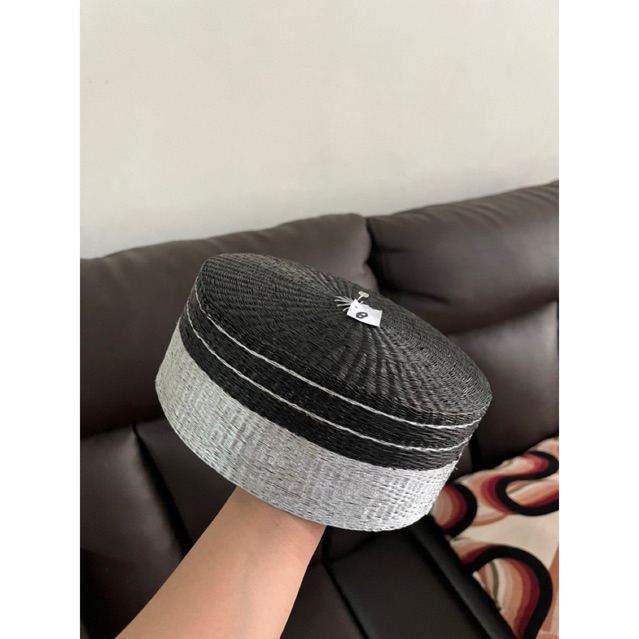 SONGKOK RECCA BUGIS BONE / PECI BUGIS/ SONGKOK RECCA STANDAR / KOMBINASI PELEPAH DAUN LONTAR DAN BEN