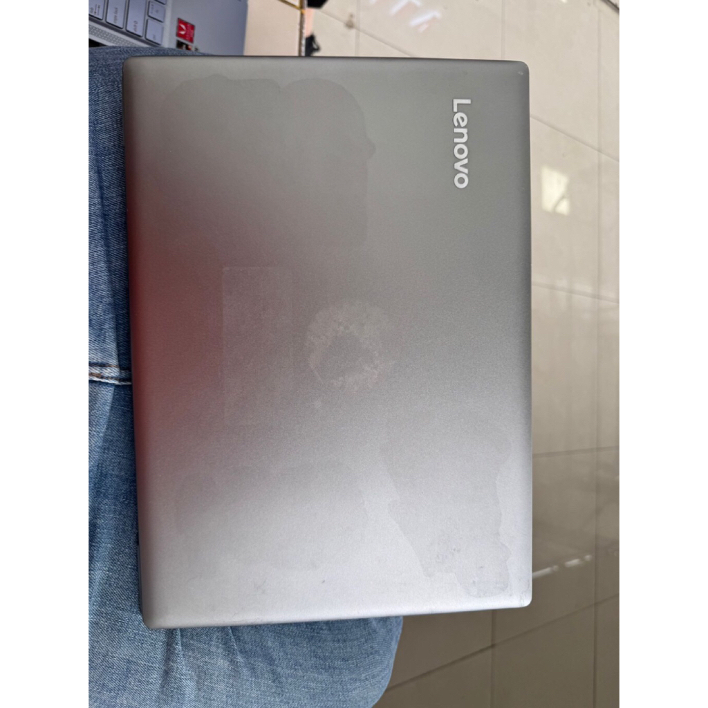 Lenovo ideapad 320S Silver Intel core i5-8250