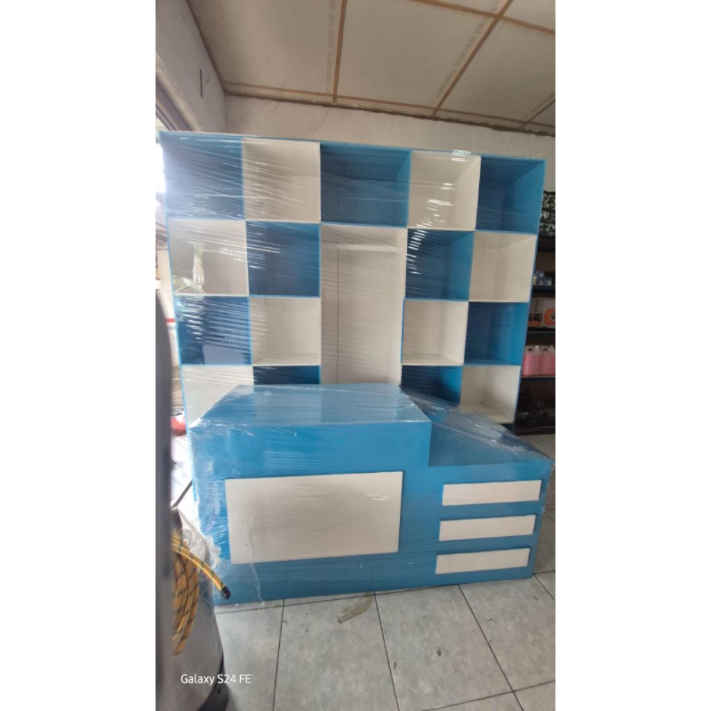 RAK DAN MEJA KASIR LAUNDRY