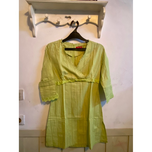 Prelove atasan tunik merk Contempo