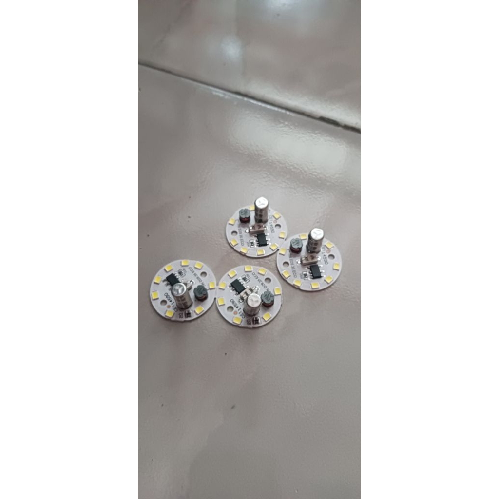 led ac 7 watt kecil.