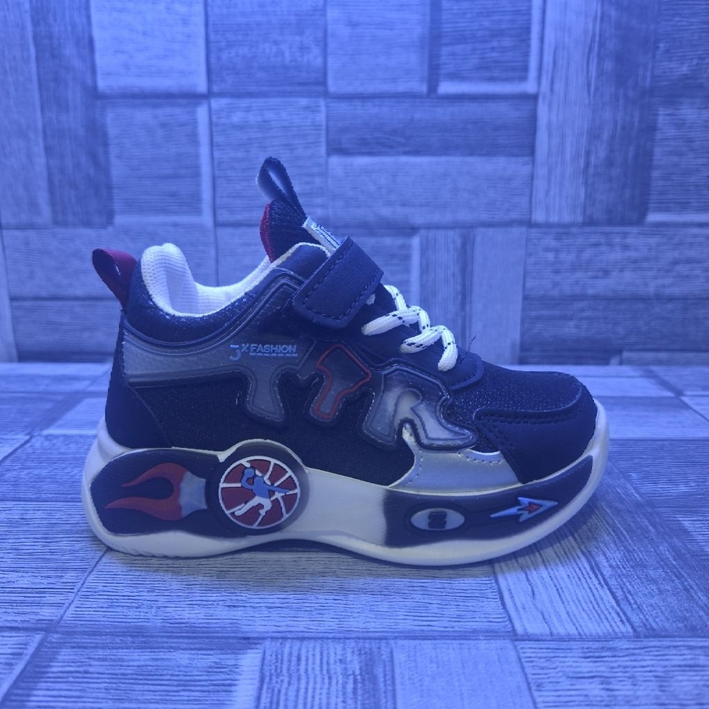 Sepatu Anak Laki-Laki KTR C86 Black (27-32)