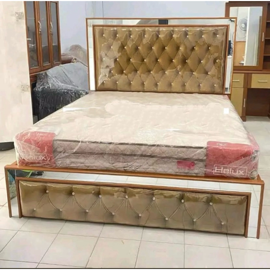 Divan Sandaran Kaca Cermin Baldu