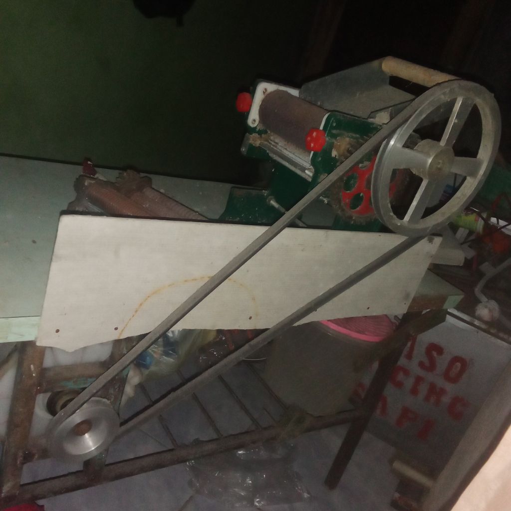 GILINGAN MIE / PANGSIT TANPA MESIN PENGGERAK