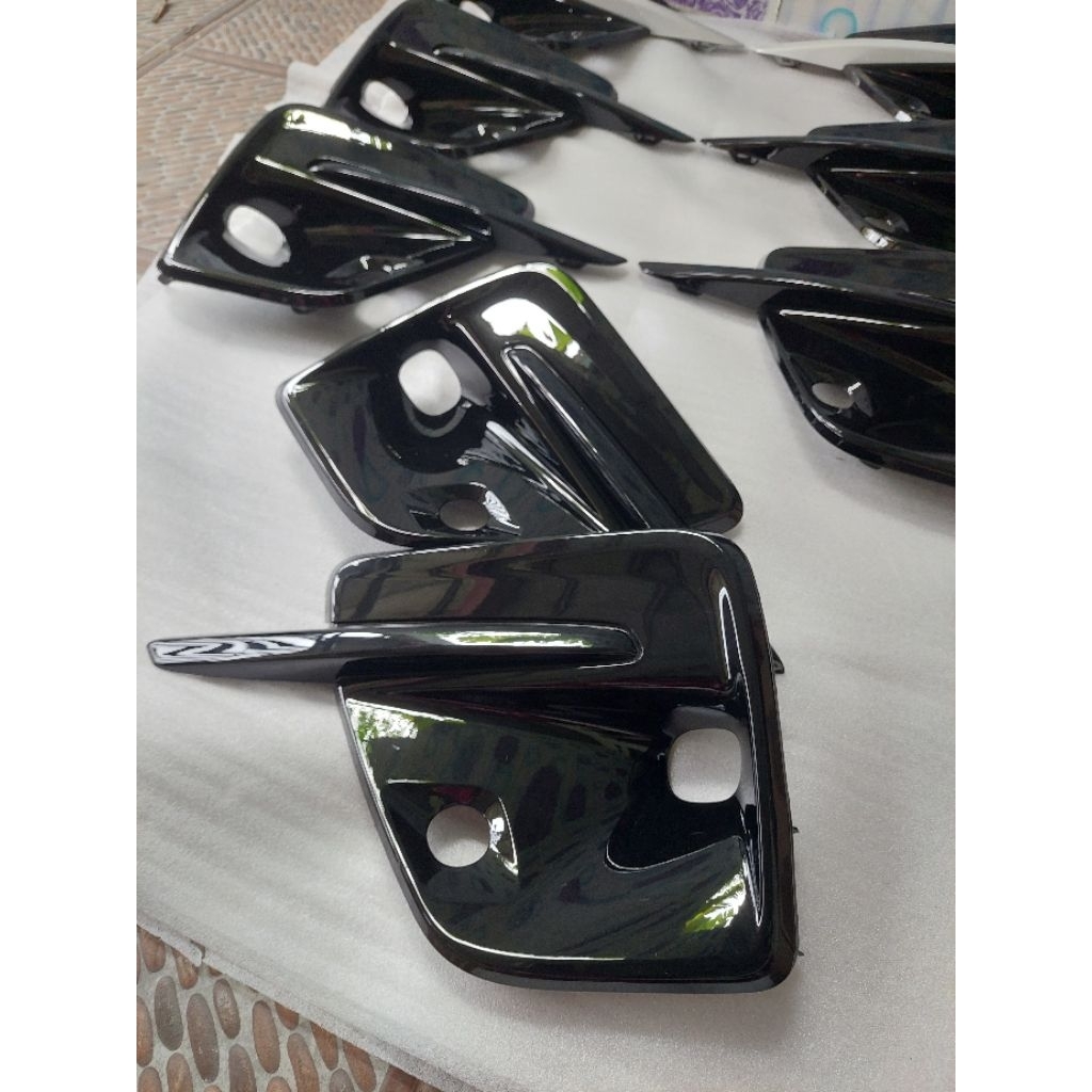 Cover Foglamp Legender Original / Cover Foglamp Fortuner 4x4 / Cover Foglamp Fortuner Legender 4x4