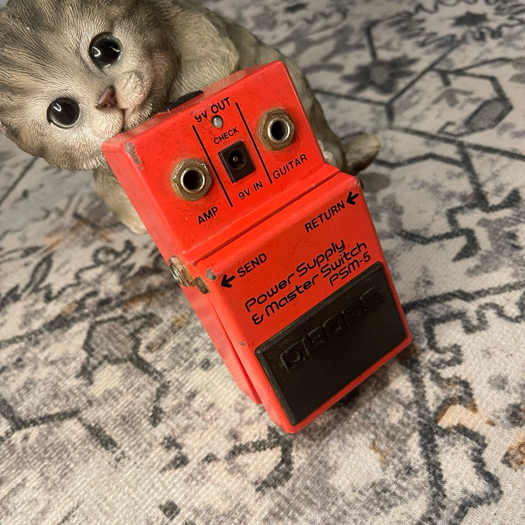 BOSS PSM-5 POWER SUPPLY & MASTER SWITCH PEDAL EFEK GITAR BASS BELAS