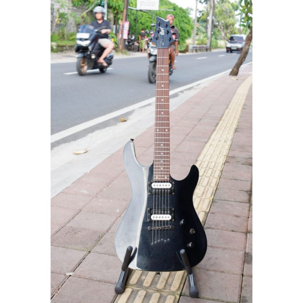 Cort KX5 Hitam Second