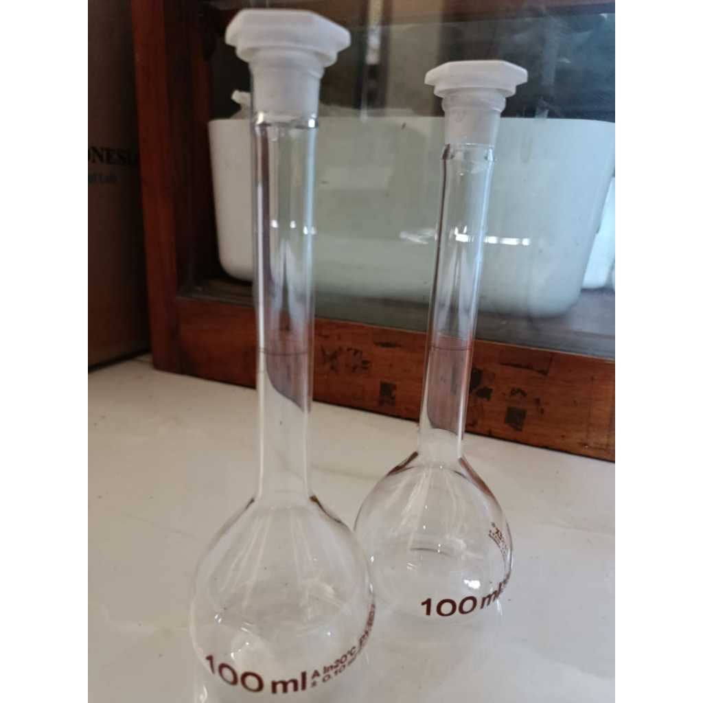 Labu ukur 100ml pyrex ,Volumetric flask 100ml plastik stopper pyrex_labu ukur dengan stopper