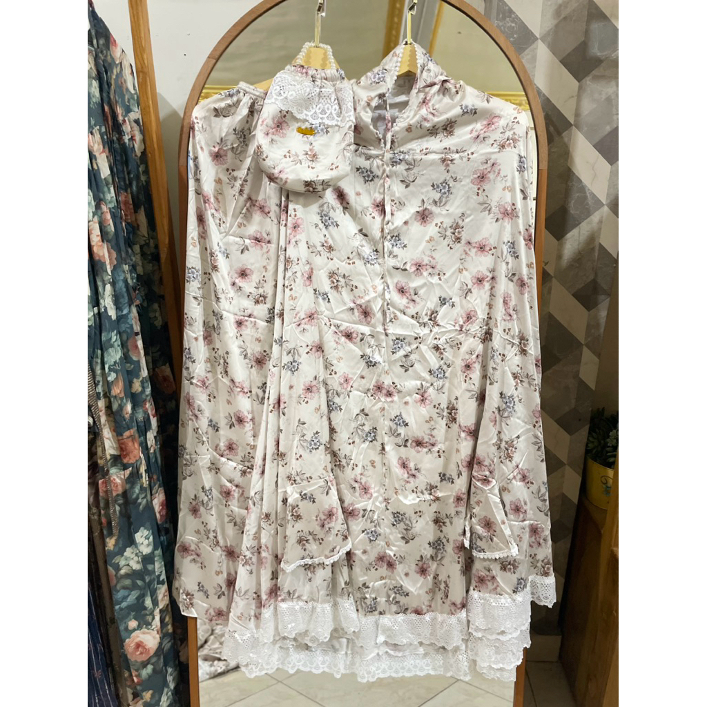 mukena silky premium / mukena silky motif / mukena silky berlengan / mukena  travel