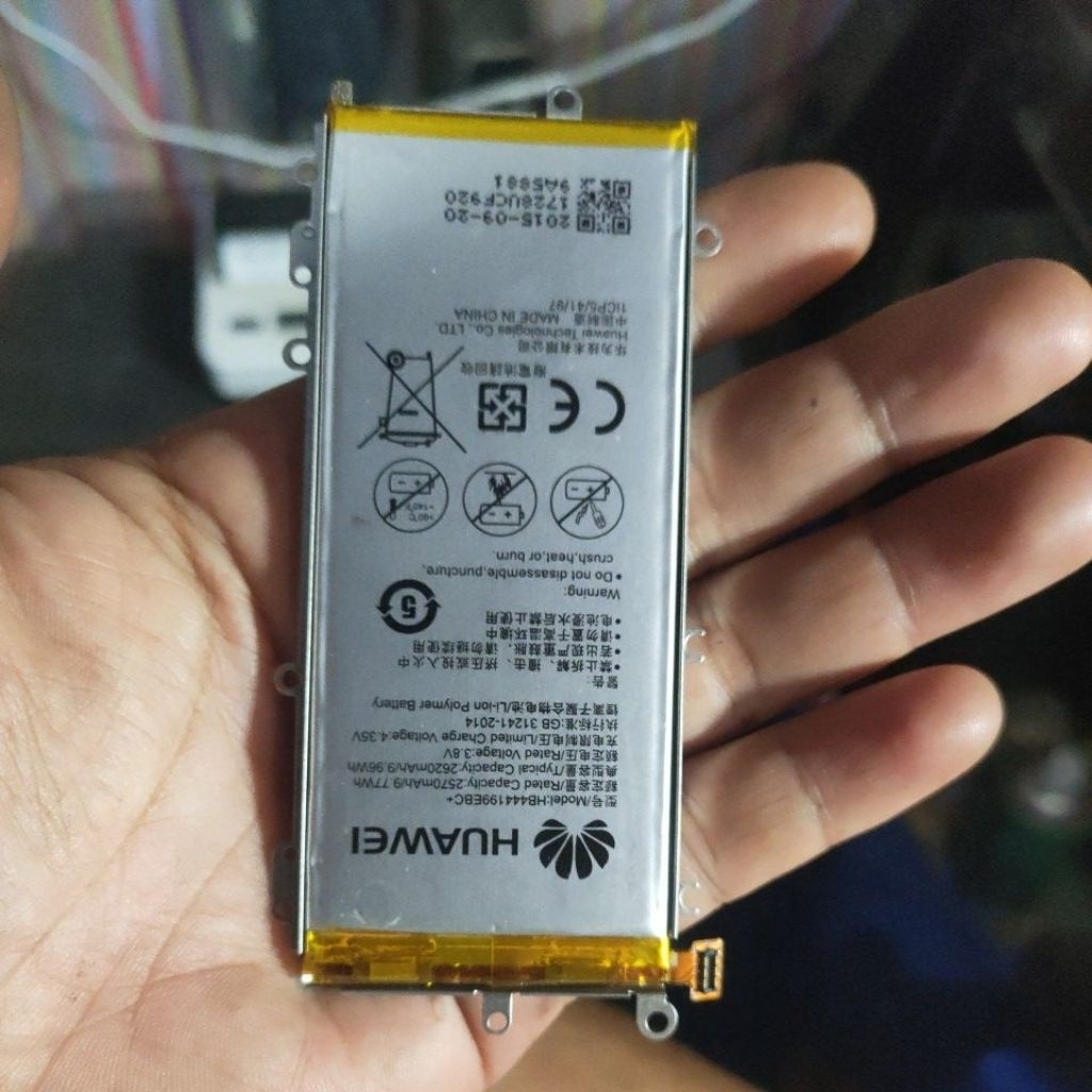 batrai Huawei honor chm-u01 bekas copotan