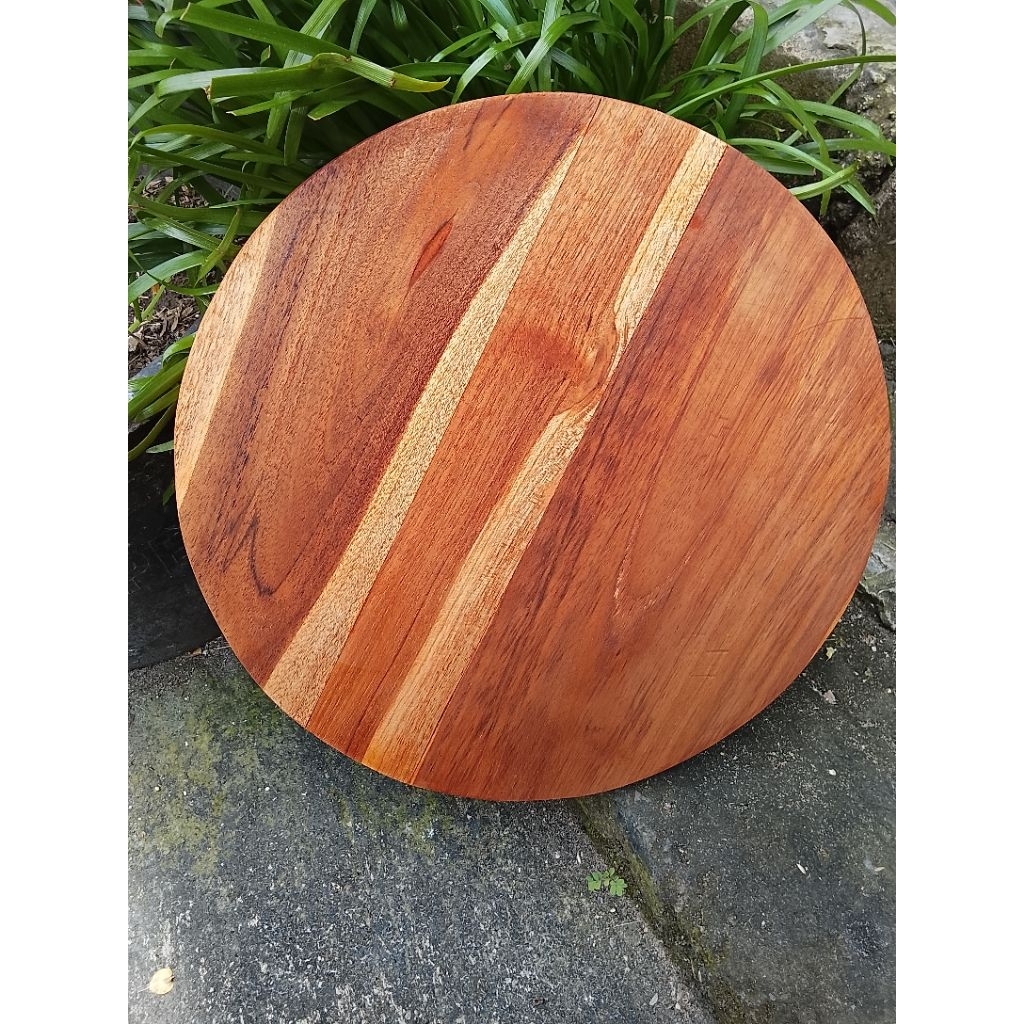 papan kayu jati diameter 30 cm.ketebalan 2cm