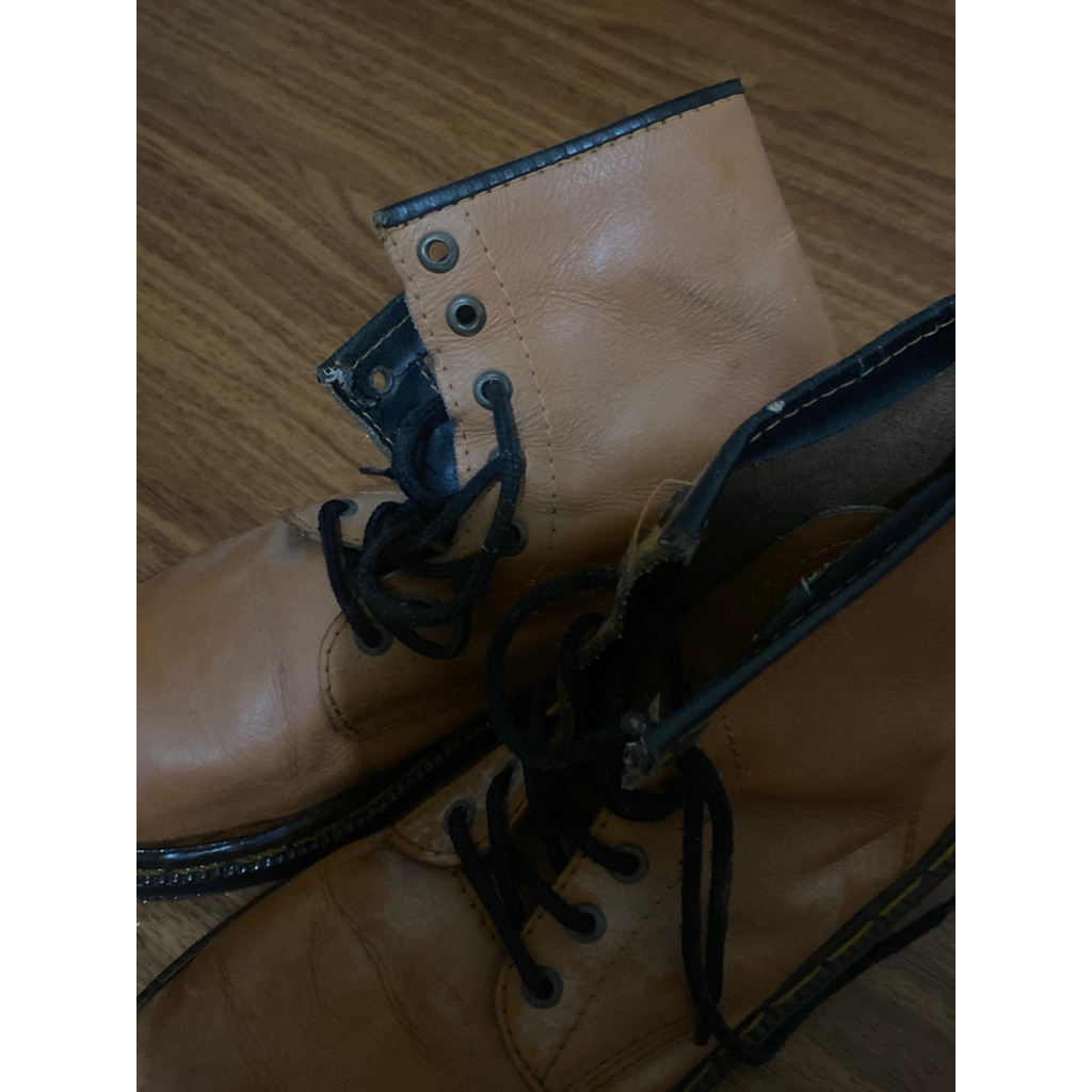 boots Dr.martens second