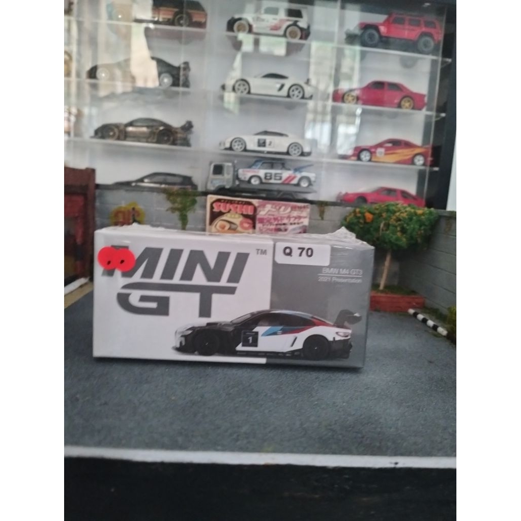 mini gt bmw m4 gt3 prensentaion